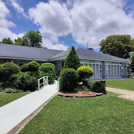 Nauntons Guest House & Wedding Venue Ladysmith Exterior photo